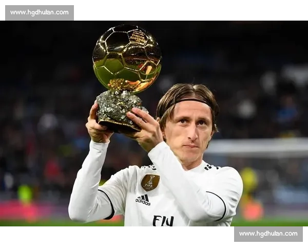 高薪球员的职业精神拷问：世俱杯争议背后的金钱与责任